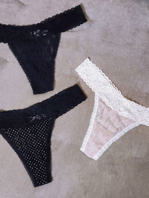 Maidenform string underwear set one size new, 3 pieces
