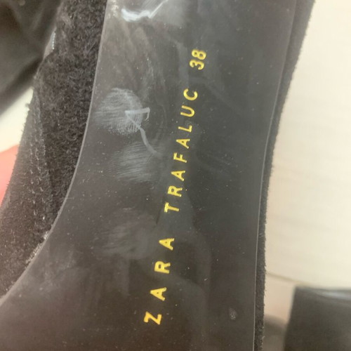 Zara suede boots high over the knee like new, size 38, black