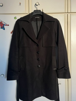 Enzzo black women's coat like new, size XL