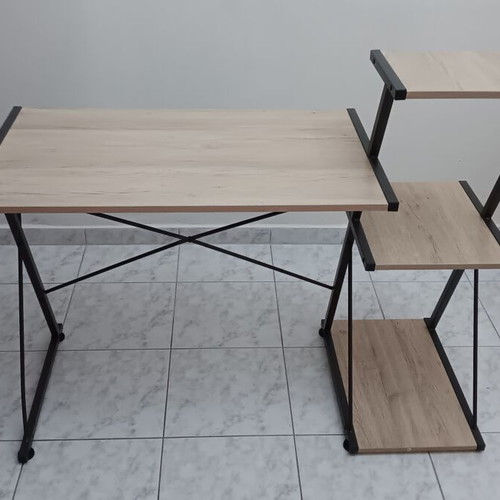 Norex Desk like new with 3 shelves