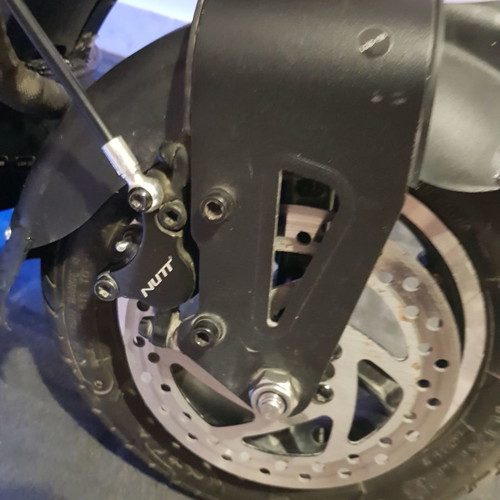 Zero 10 electric scooter used with 1000W motor and 70km range
