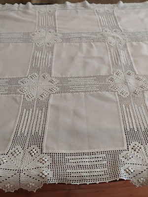 Handmade beige crochet tablecloth with fabric and lace 0.90 x 0.90 m