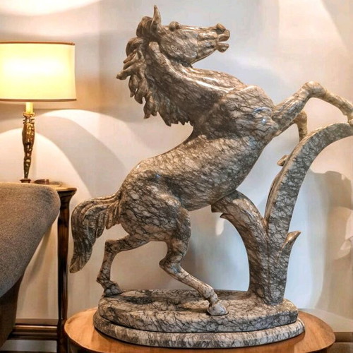 Arabescato marble horse sculpture like new