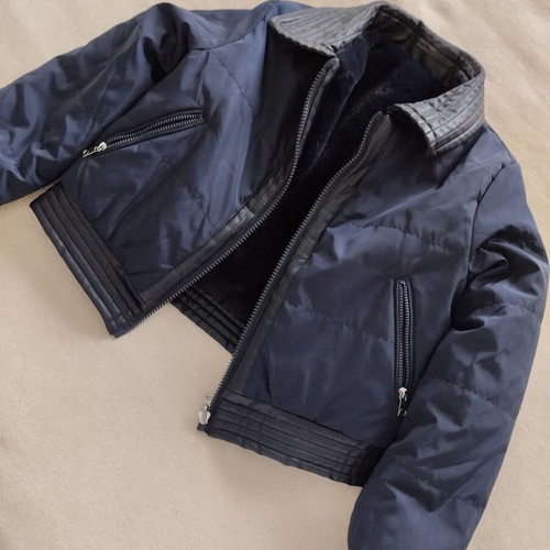 Unisex kids reversible bomber jacket size 5/6/7, blue