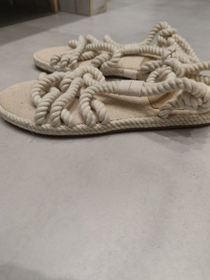H&M women's sandals new beige size 38