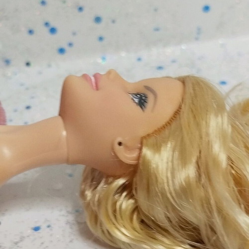 Barbie Birthday Wishes like new with flaws