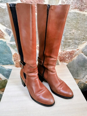 Leather women's boots like new, size 38, brown, made in Spain