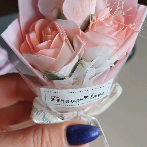 Set of 4 rose arrangements made of soap leaf new