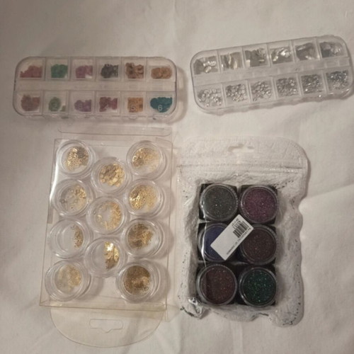 Nail decorations set, 4 pieces