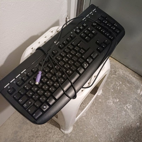 Keyboard like new condition