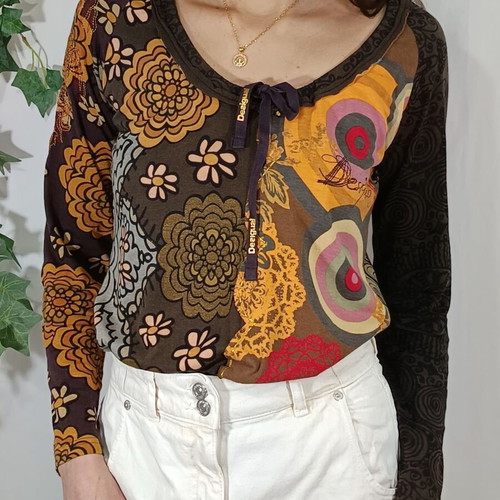 Desigual long-sleeve top with geisha print like new, multicolor