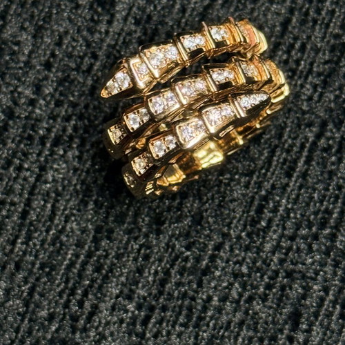 Bulgari Serpenti Viper 18k ring like new, size 17
