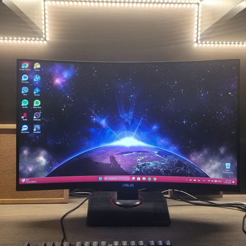 Asus TUF Gaming Monitor VG32VQR 32-inch Curved 2K