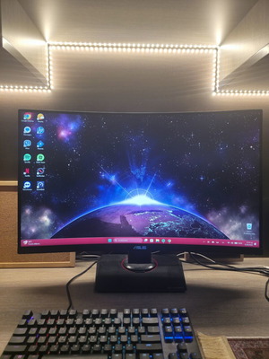 Asus TUF Gaming Monitor VG32VQR 32-inch Curved 2K
