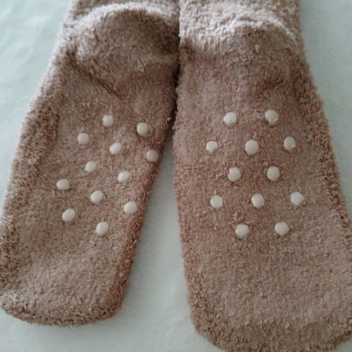 Oysho gift set socks beige new with anti-slip grips