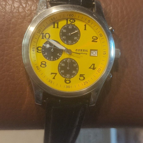 Fossil Speedway FS-2976 Chronograph watch with yellow dial