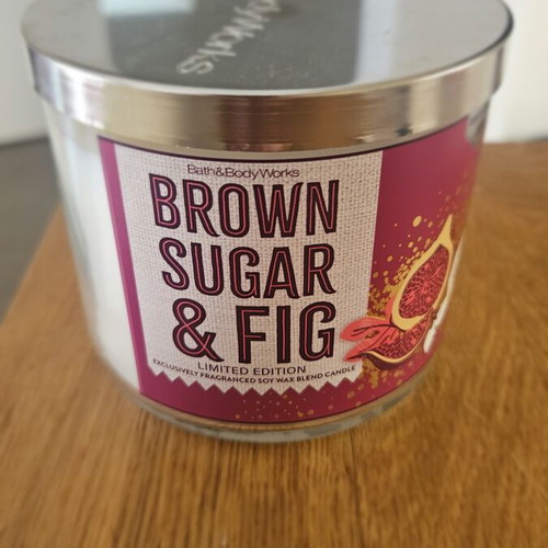 Bath & Body Works Brown Sugar & Fig scented candle limited edition