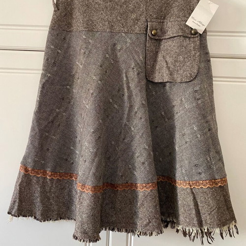 Wool skirt new, gray and brown, sizes L and XL