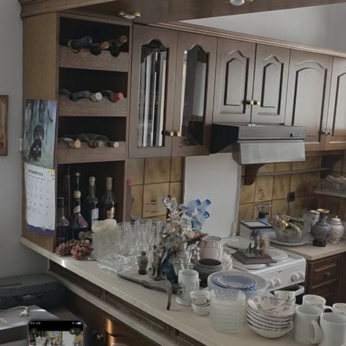 Oak Kitchen Cabinets like new, 10 meters, marble countertops