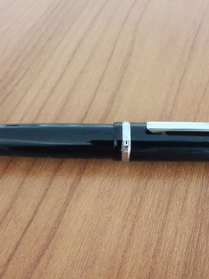 Jinhao luxury fountain pen new with smooth writing