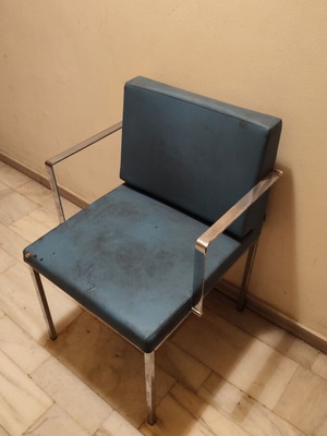 Office chair used, 70s style