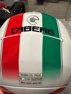 Κράνος Caberg Riviera V2+ Italia μεταχειρισμένο, μέγεθος medium, με sun visor