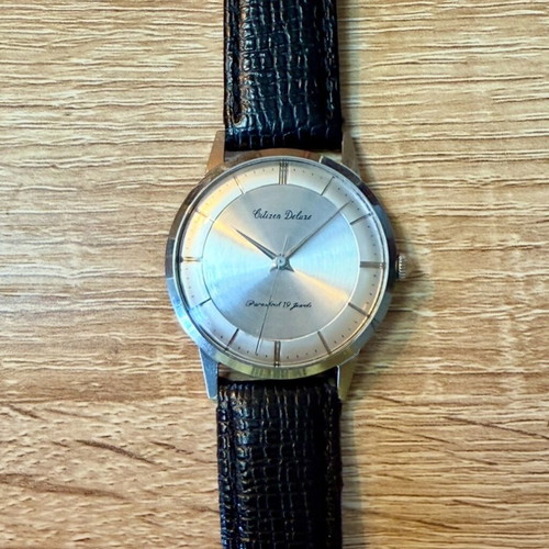 Citizen Deluxe Vintage wristwatch like new with new leather strap