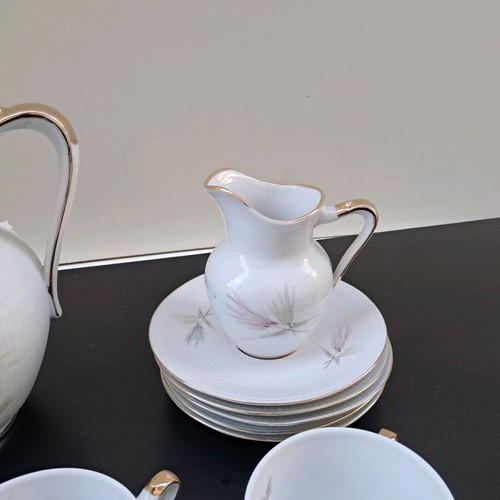 Bavaria tea set like new with jug, creamer, and 5 cups