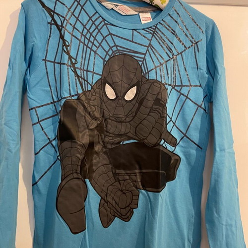 Marvel Spider-Man long sleeved t-shirt like new, age 6-8, gray turquoise
