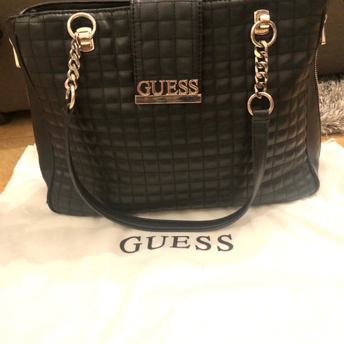 Guess black leather quilted shoulder bag used