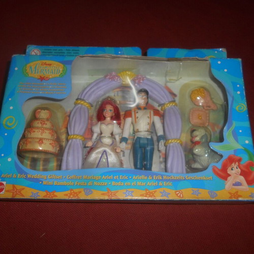 Ariel and Eric Wedding Giftset by Mattel used, vintage 1997