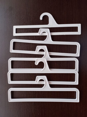 Children's hangers set of 6 and 12 shower curtain rings new
