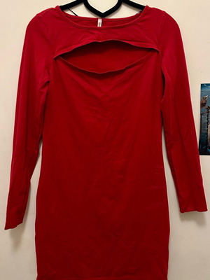 Red dress like new, elastic, size L