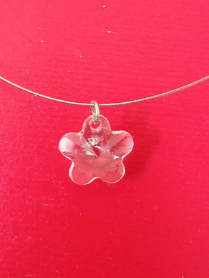 Flower pendant plastic transparent used, silver color