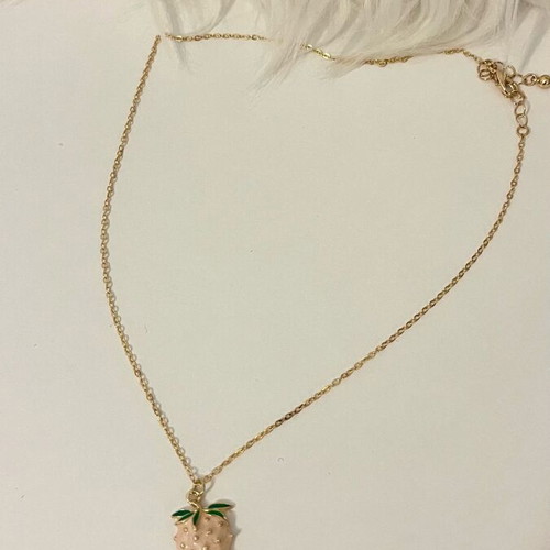 Strawberry Necklace new, beige and pink