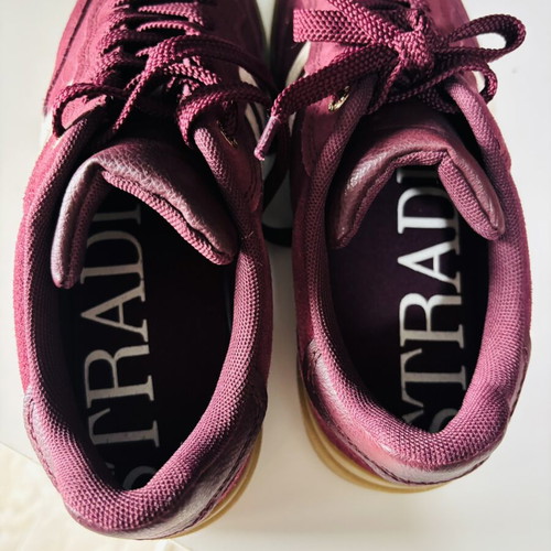 Stadivarius sneakers new, burgundy, size 38
