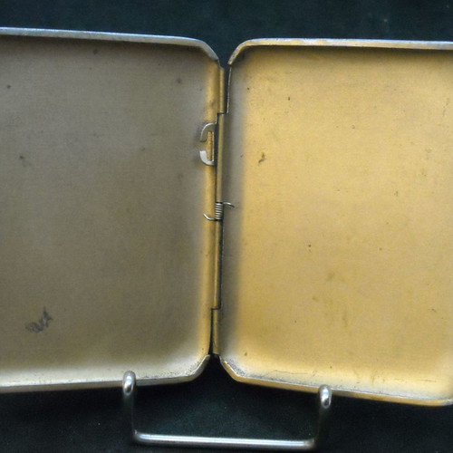 Cigarette case with geometric design in nickel-plated bronze used