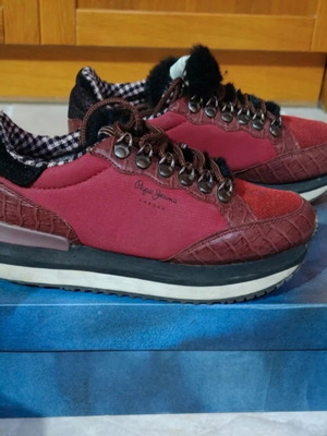 Pepe Jeans Sneakers Size 36 Like New, Warm and Comfortable
