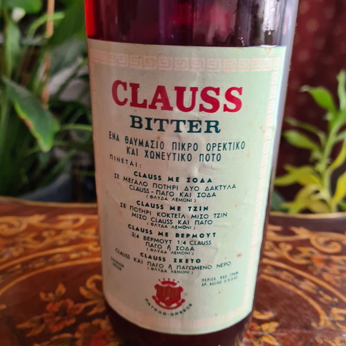 Achaia Clauss Bitter Aperitif 1977 sealed collectible bottle