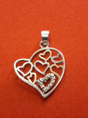 Silver pendant with 925 stamp like new, 2.5 × 2 cm