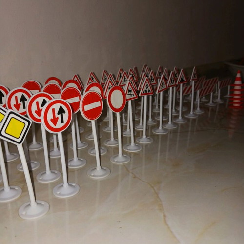 Traffic signs like new, pack of 58 pieces