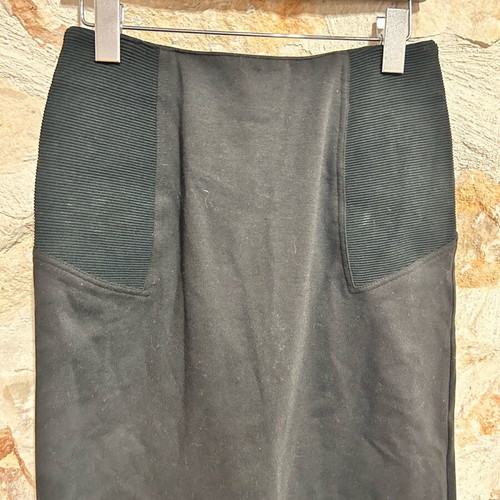 Les P'tites Bombes mid length skirt used, size 38, black