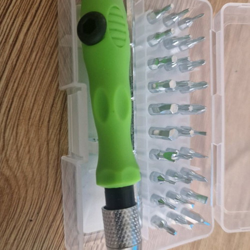 Precision screwdriver set 32-in-1 new with extension and bits