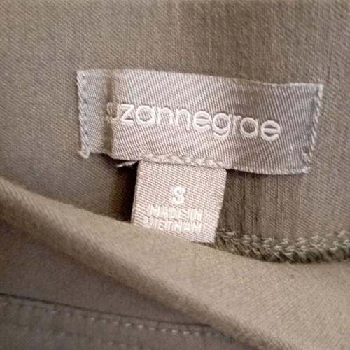 Women's pants size M, like new, olive color