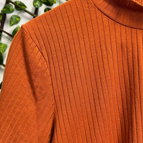 Orange blouse like new, size L