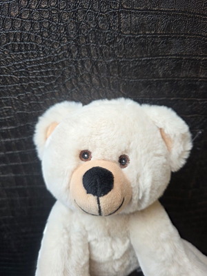 MiniFeet teddy bear, 100% recycled, with label, white