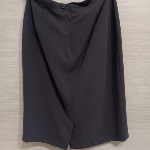 Vagias women's skirt dark brown like new size L