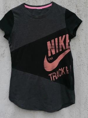 Nike women's shirt used, size XS
