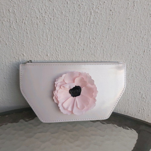 Viktor&Rolf flower light pink cosmetic case new with flower design