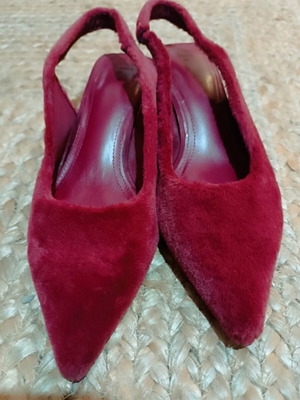 Bershka Teddy slingbacks μεταχειρισμένες, μπορντώ kitten τακούνι, υφή λούτρινο